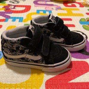 Vans Dinosaur Shoes Black/ Gray